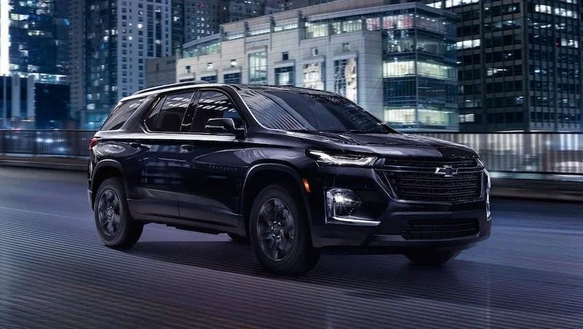 2023 chevrolet traverse midnight edition