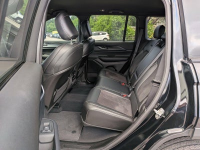 2024 Jeep Grand Cherokee Altitude 4x2