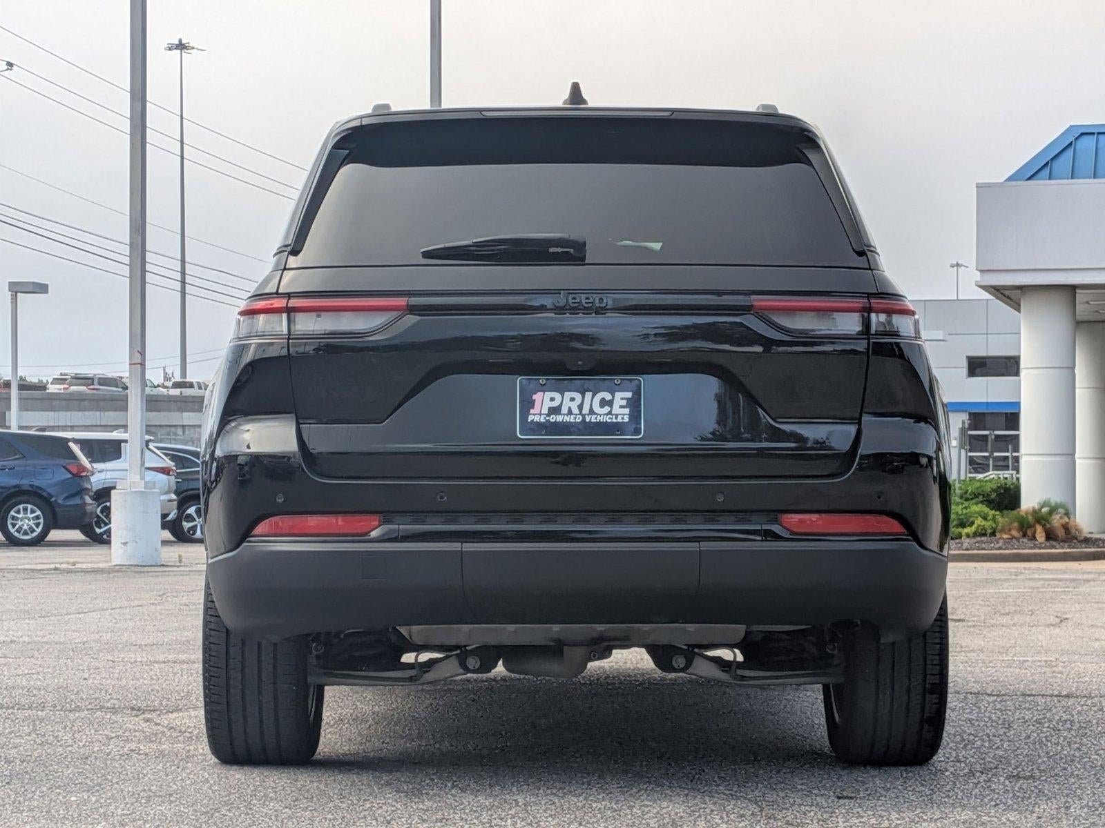 2024 Jeep Grand Cherokee Altitude 4x2