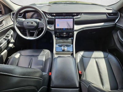 2023 Jeep Grand Cherokee Limited 4x2