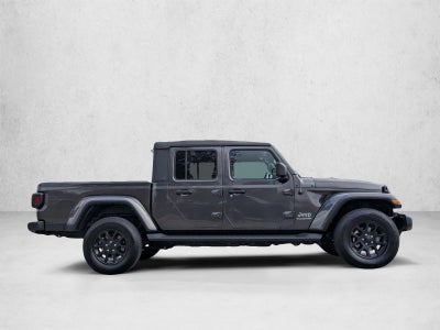 2023 Jeep Gladiator Overland 4x4 *Ltd Avail*