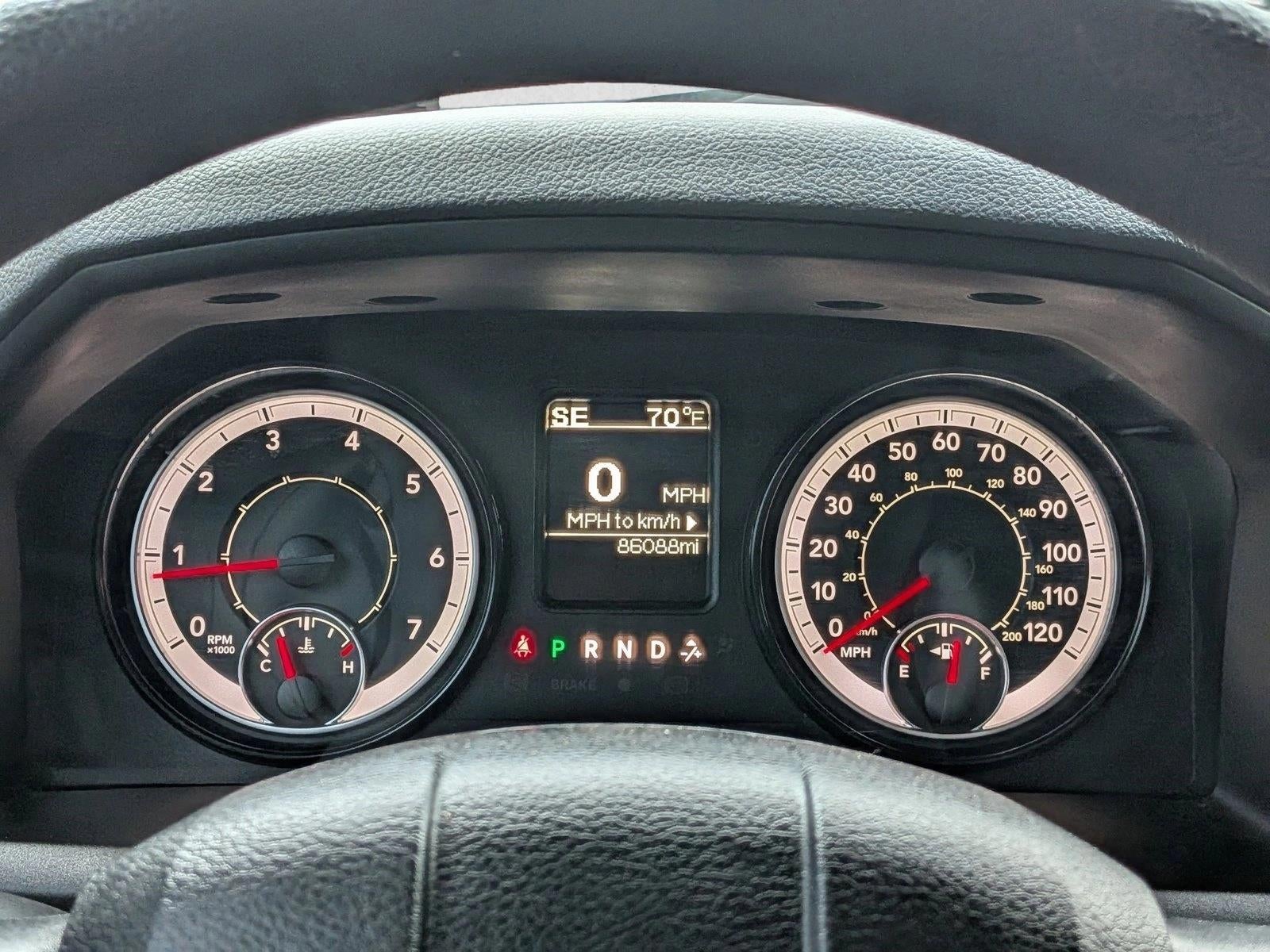 2019 RAM 1500 Classic Express 4x2 Crew Cab 5'7" Box