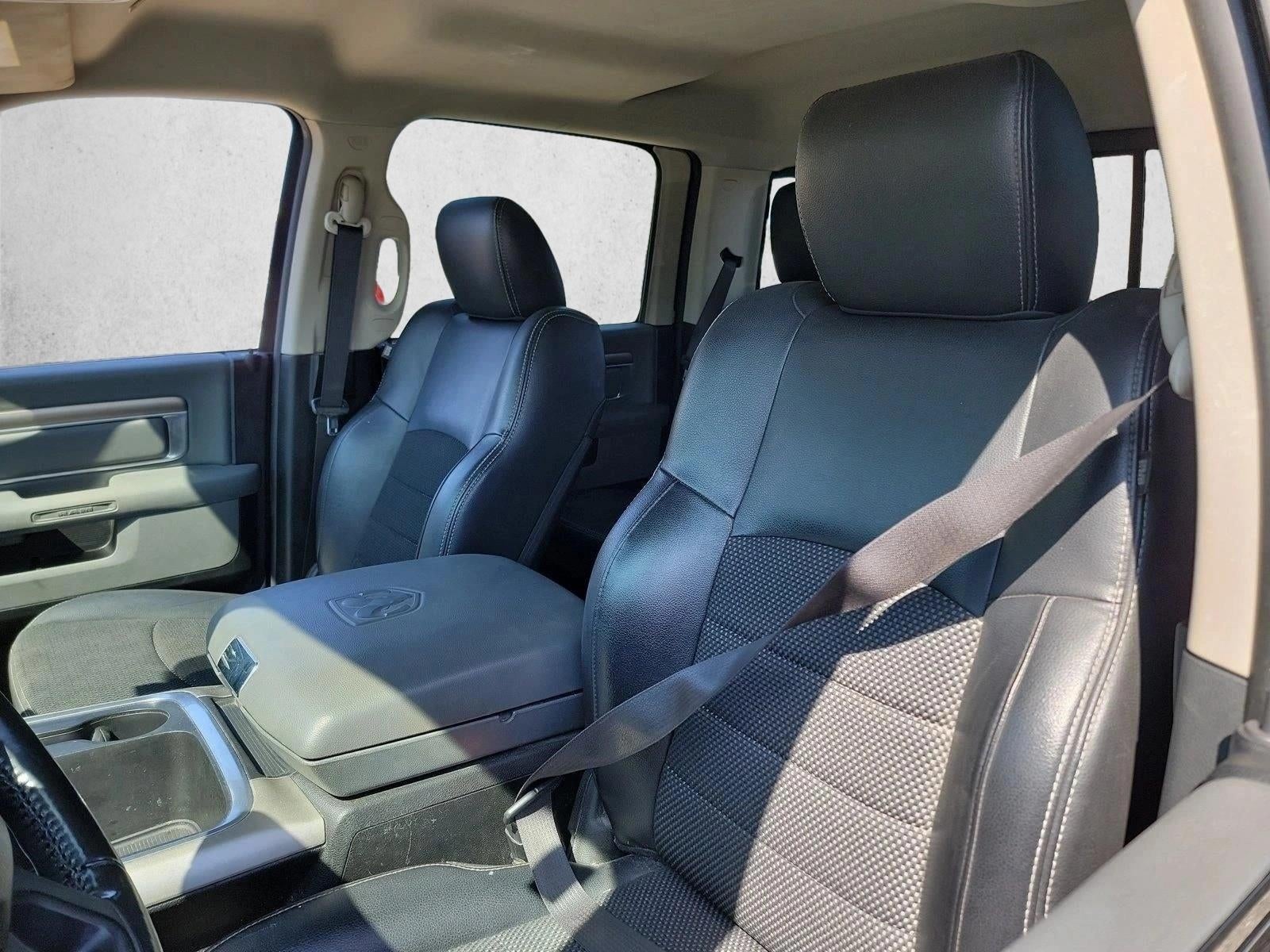 2017 RAM 1500 Lone Star Silver 4x2 Crew Cab 5'7" Box