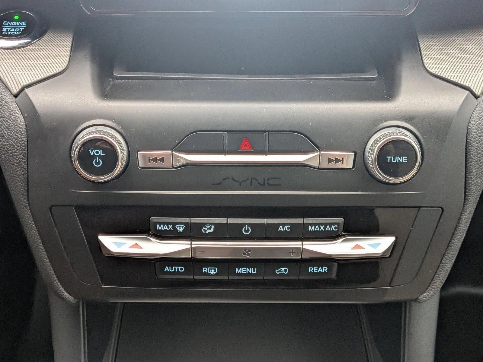 2020 Ford Explorer XLT RWD