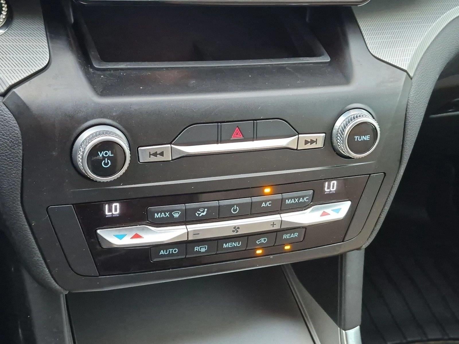 2020 Ford Explorer XLT RWD