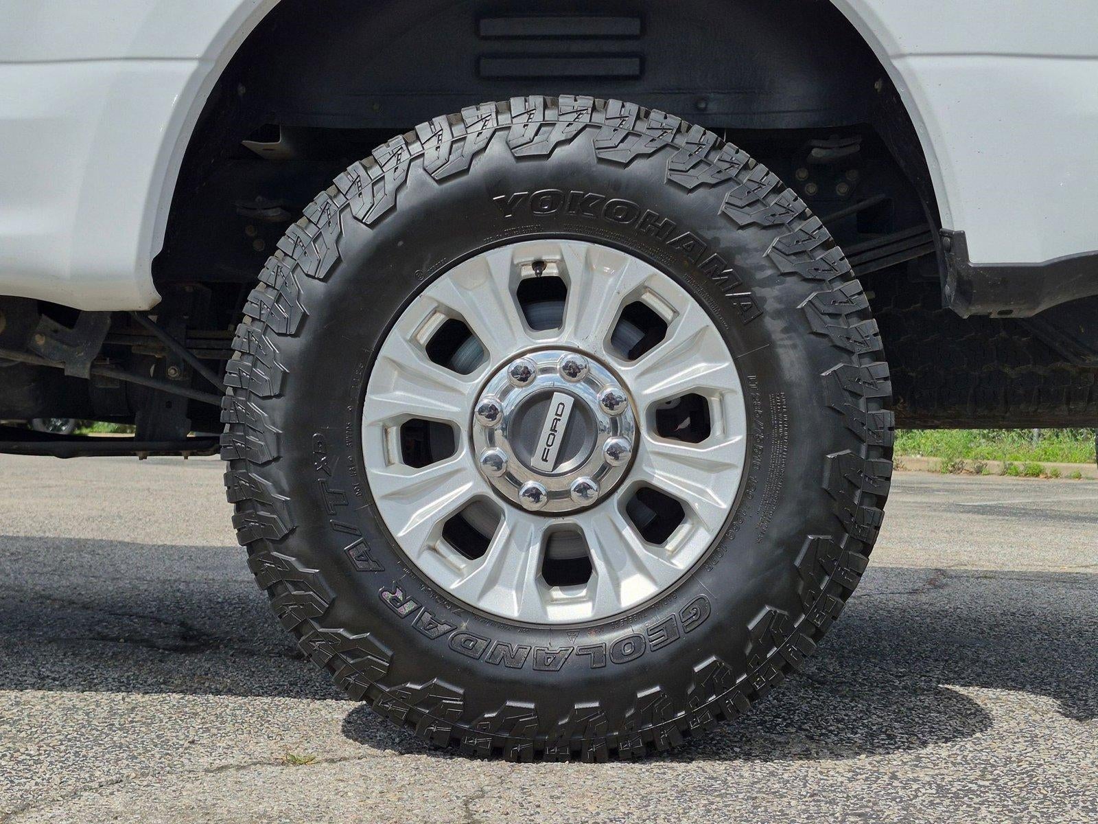 2022 Ford Super Duty F-350 SRW XL 4WD Crew Cab 6.75' Box