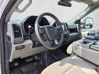 2022 Ford Super Duty F-350 SRW XL 4WD Crew Cab 6.75' Box