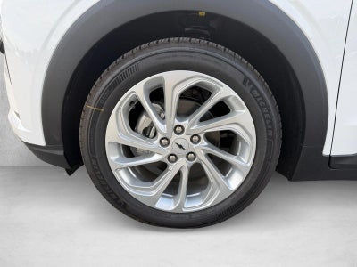 2027 Chevrolet Bolt FWD 4dr LT