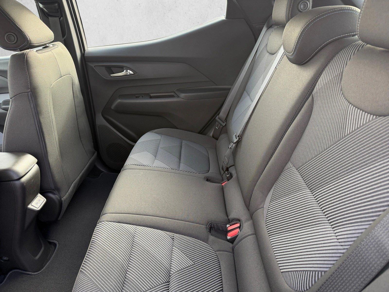 2027 Chevrolet Bolt FWD 4dr LT