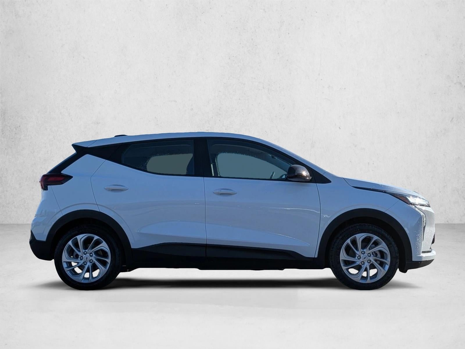 2027 Chevrolet Bolt FWD 4dr LT
