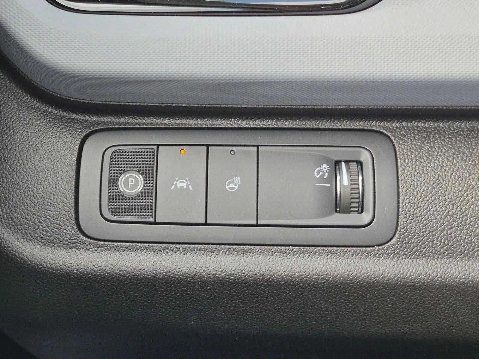 2027 Chevrolet Bolt FWD 4dr LT
