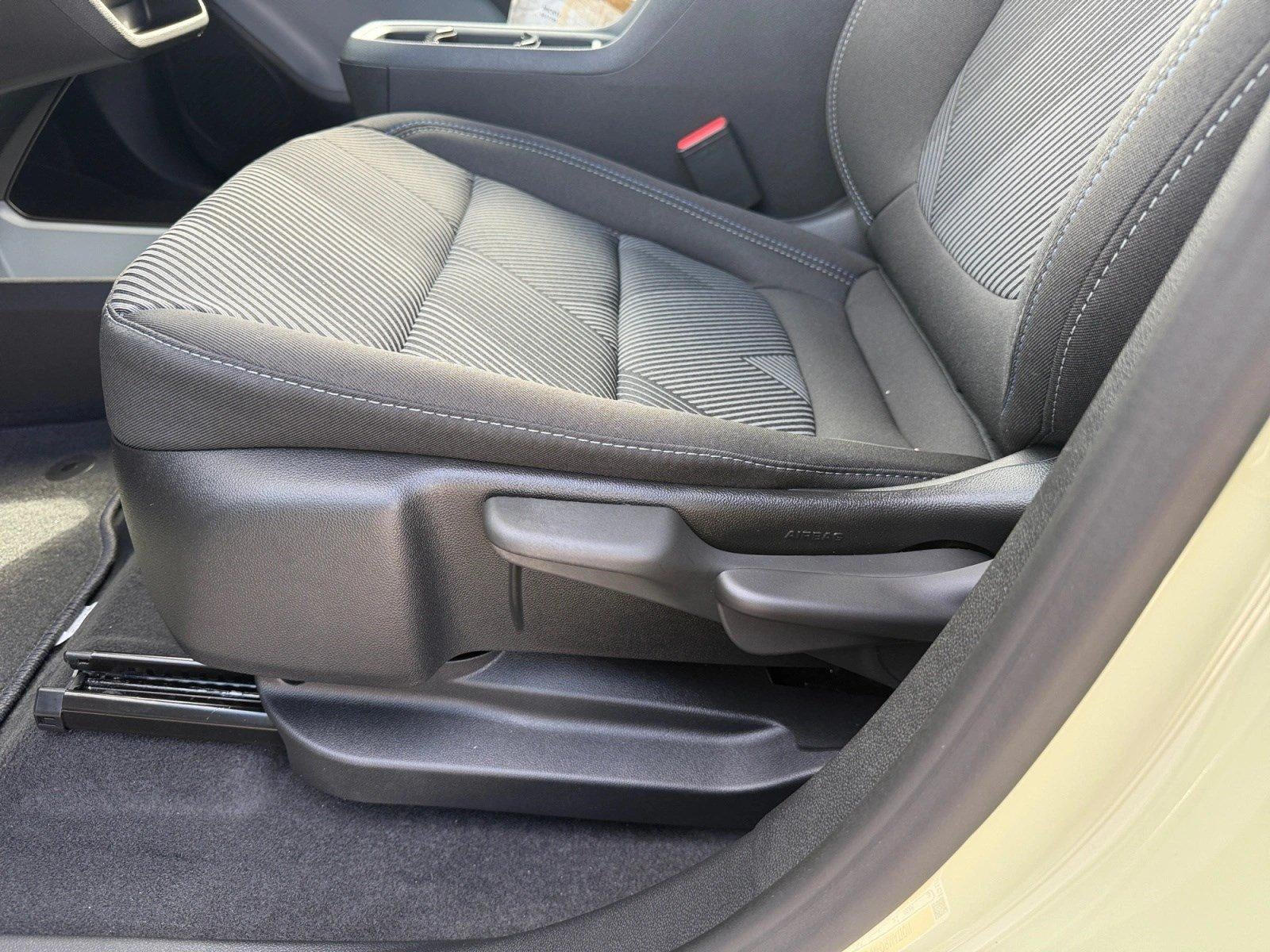 2027 Chevrolet Bolt FWD 4dr LT