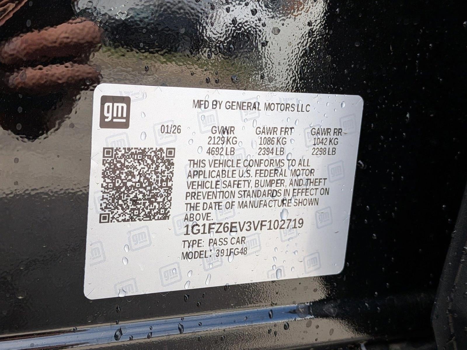 2027 Chevrolet Bolt FWD 4dr RS