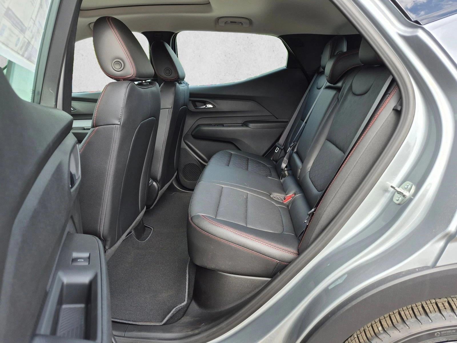 2027 Chevrolet Bolt FWD 4dr RS