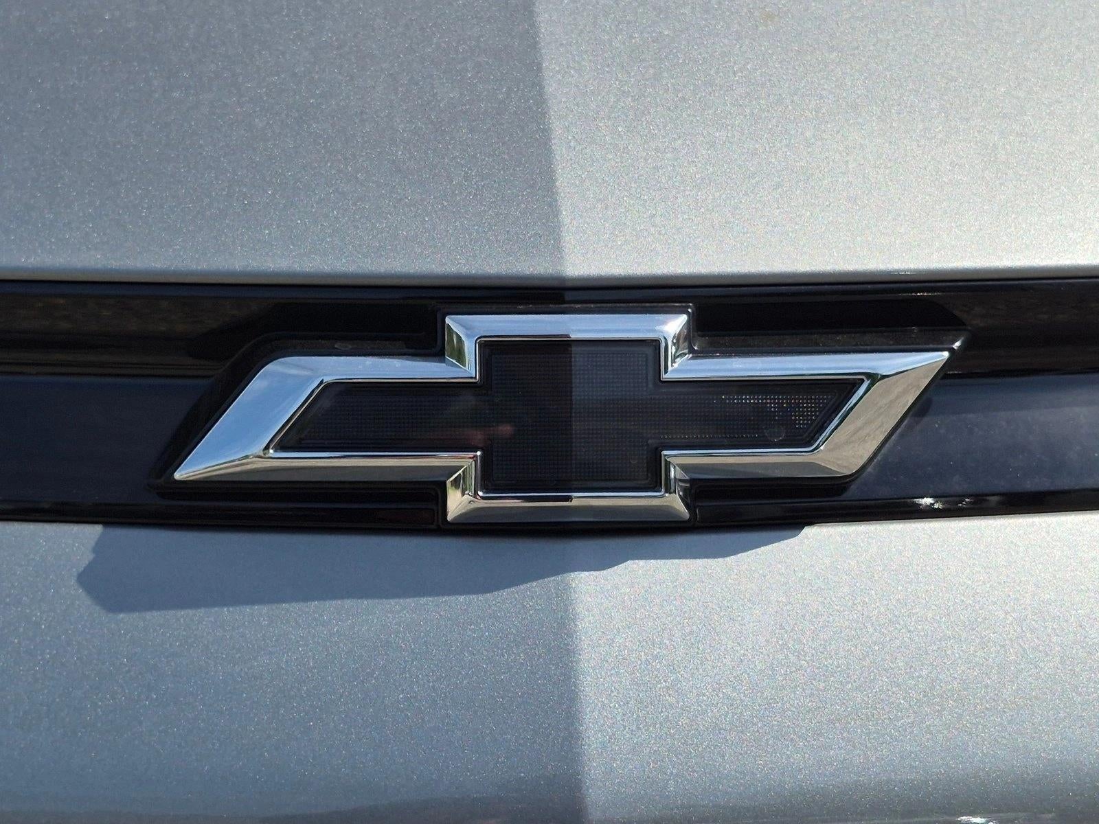 2027 Chevrolet Bolt FWD 4dr RS