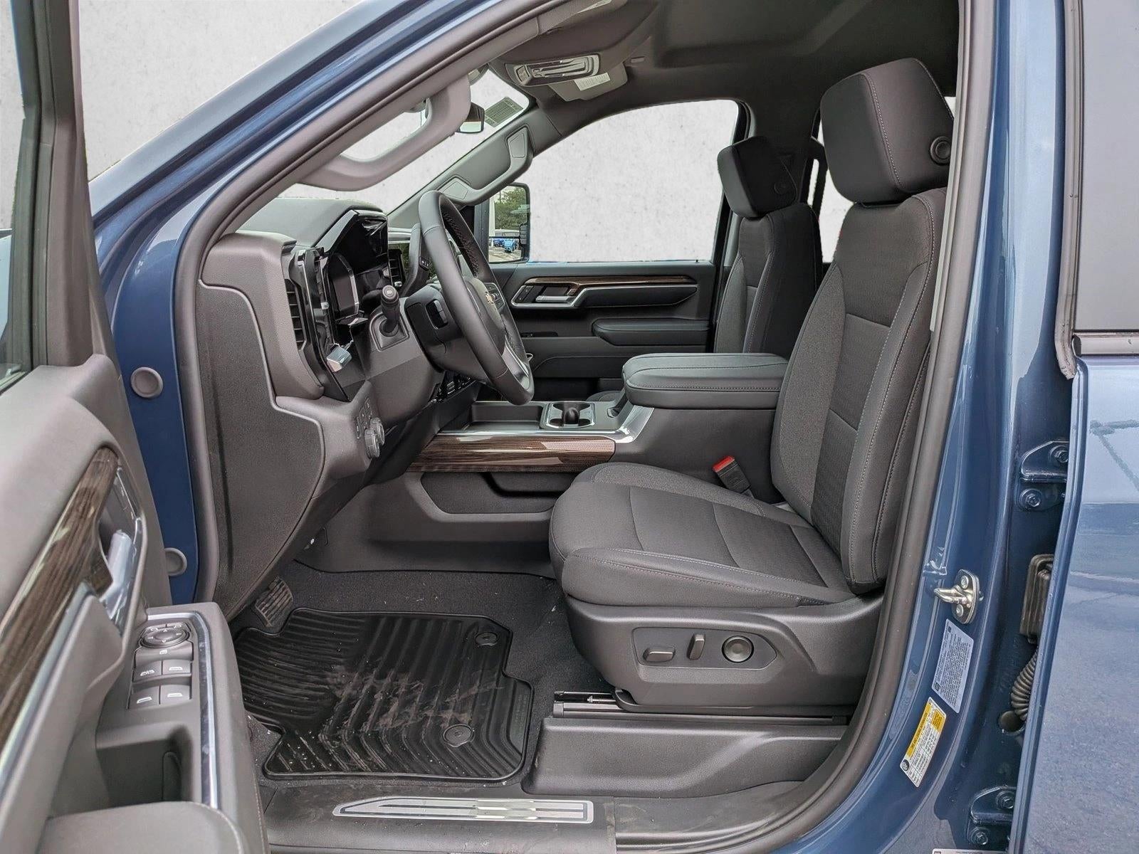 2026 Chevrolet Silverado 2500 HD Crew Cab Standard Box 4-Wheel Drive LT