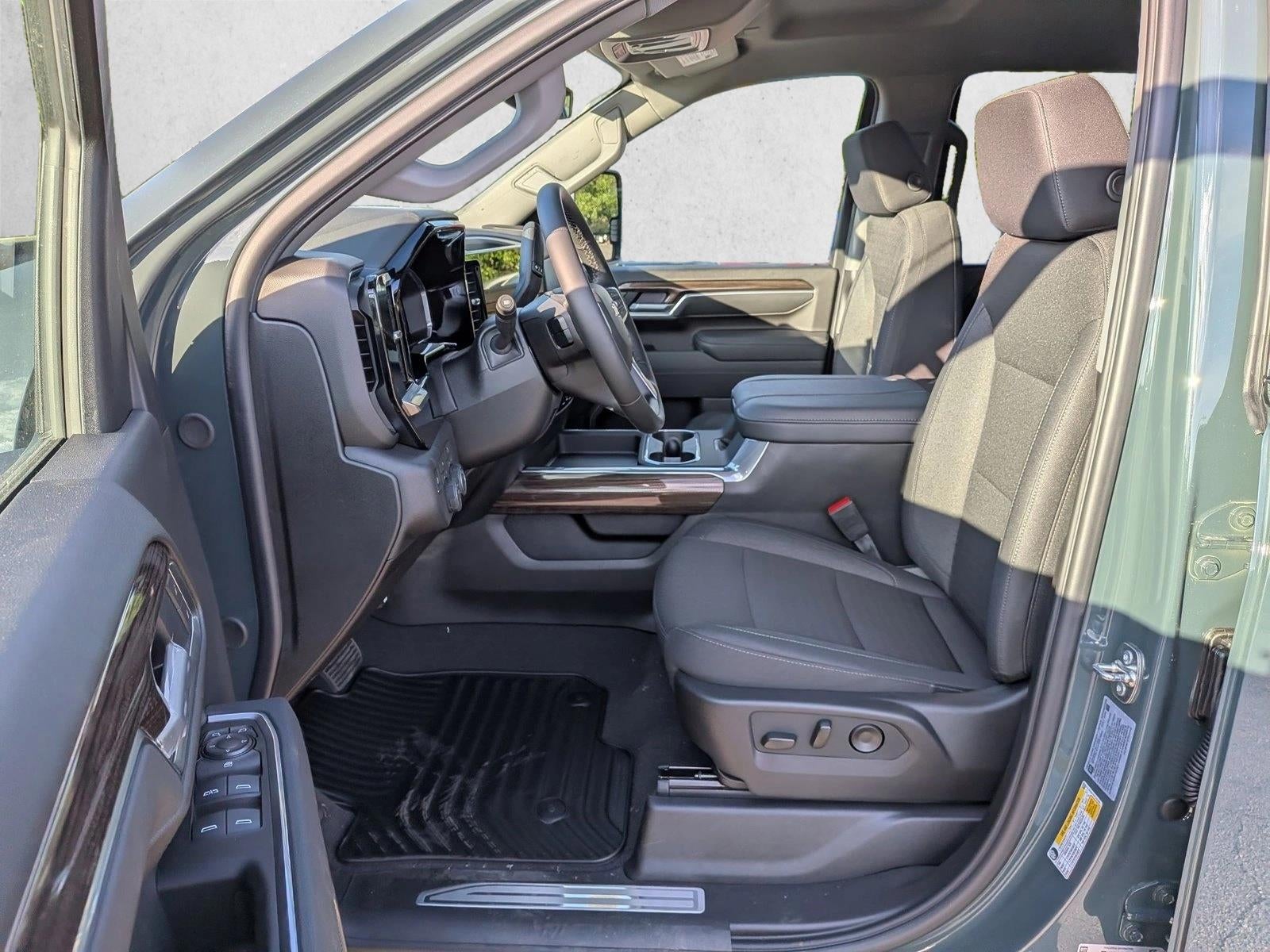 2026 Chevrolet Silverado 2500 HD Crew Cab Standard Box 4-Wheel Drive LT