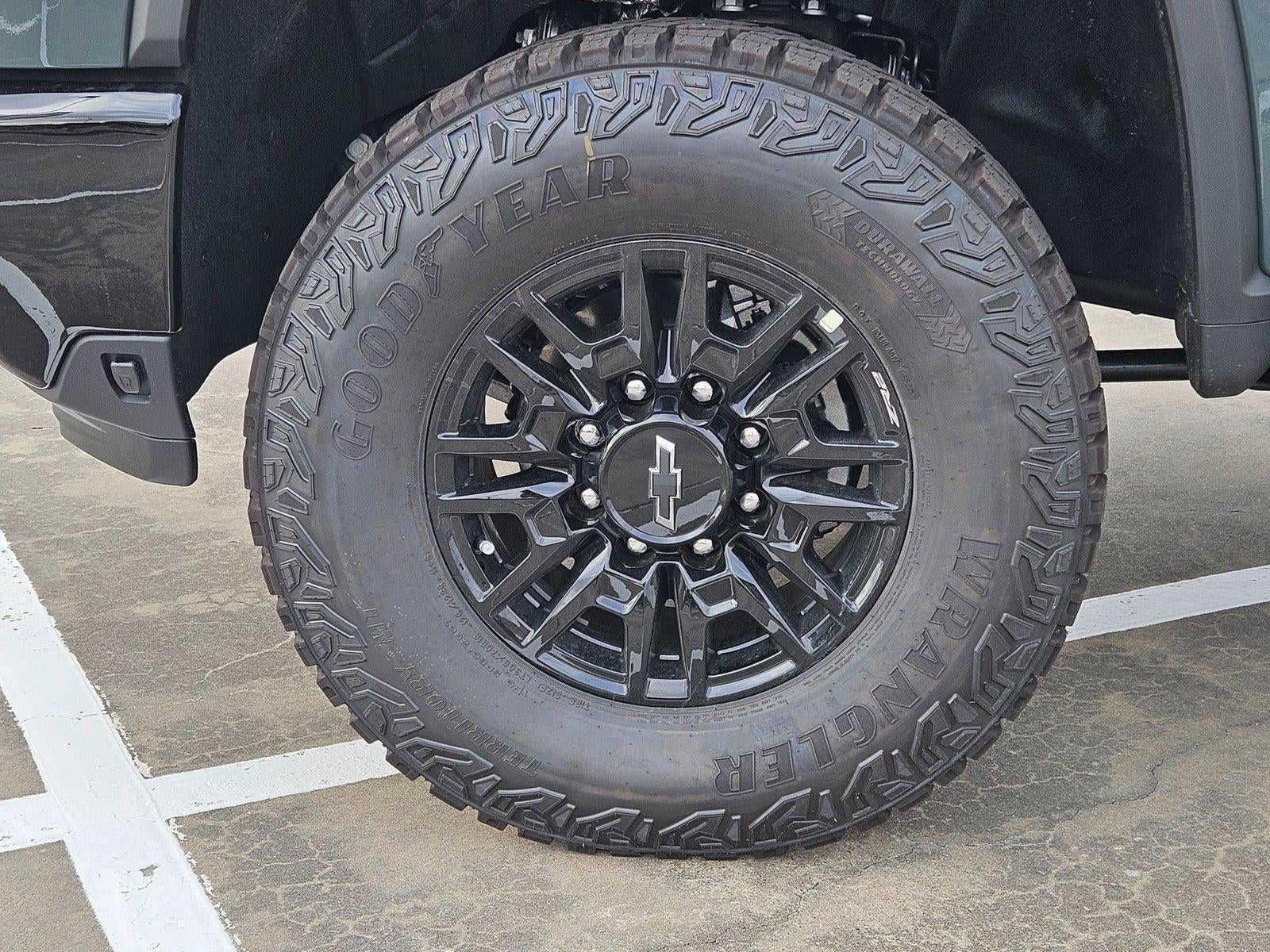 2026 Chevrolet Silverado 2500 HD Crew Cab Standard Box 4-Wheel Drive ZR2