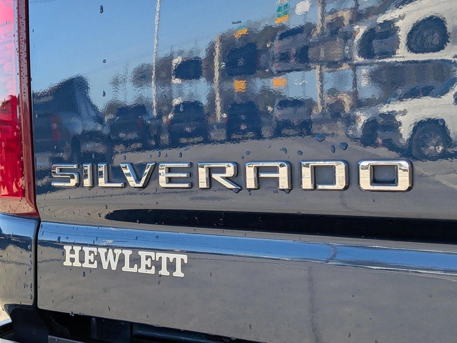 2022 Chevrolet Silverado 2500 HD Crew Cab Standard Box 4-Wheel Drive Custom