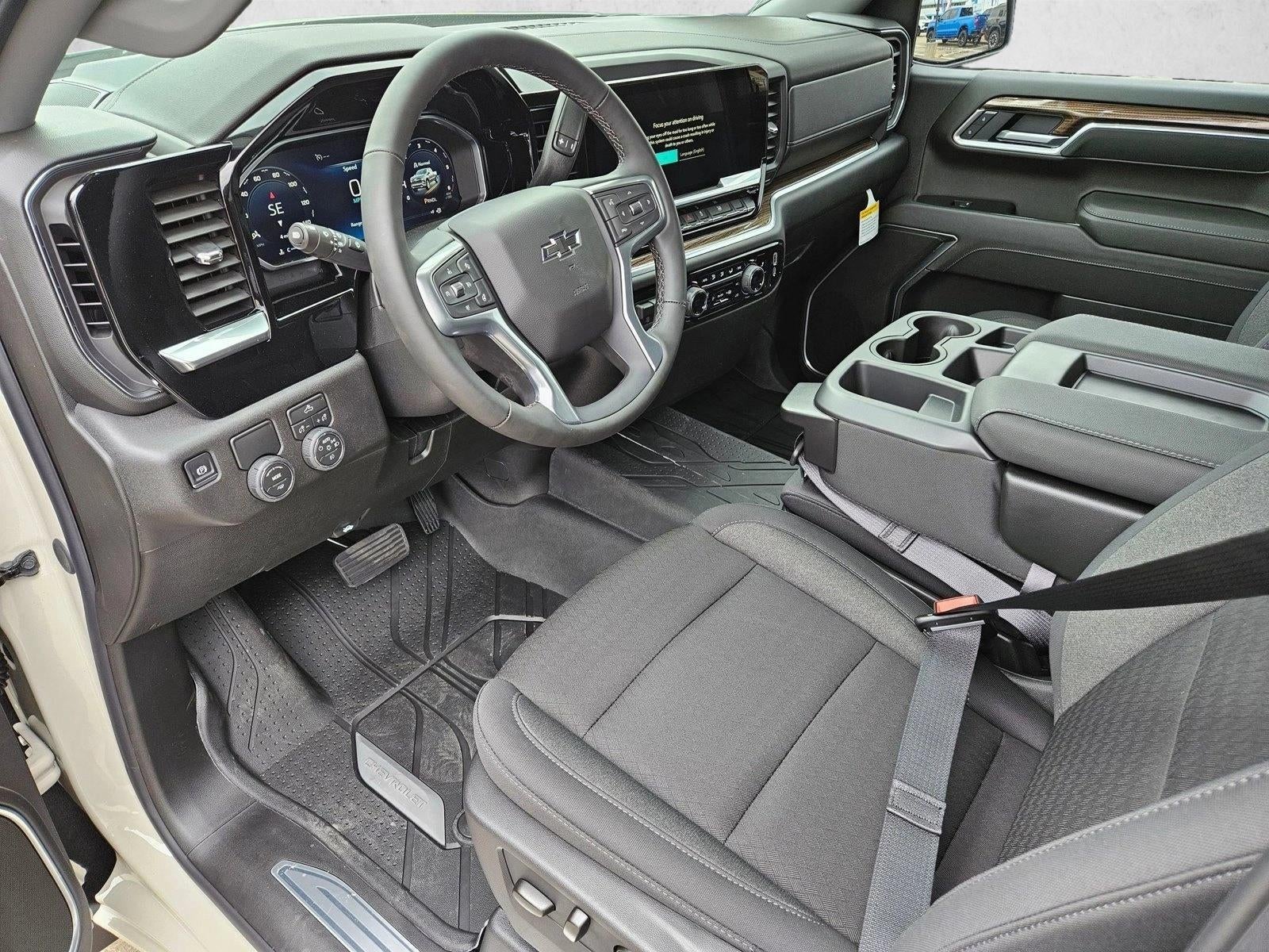 2026 Chevrolet Silverado 1500 Crew Cab Short Box 2-Wheel Drive RST