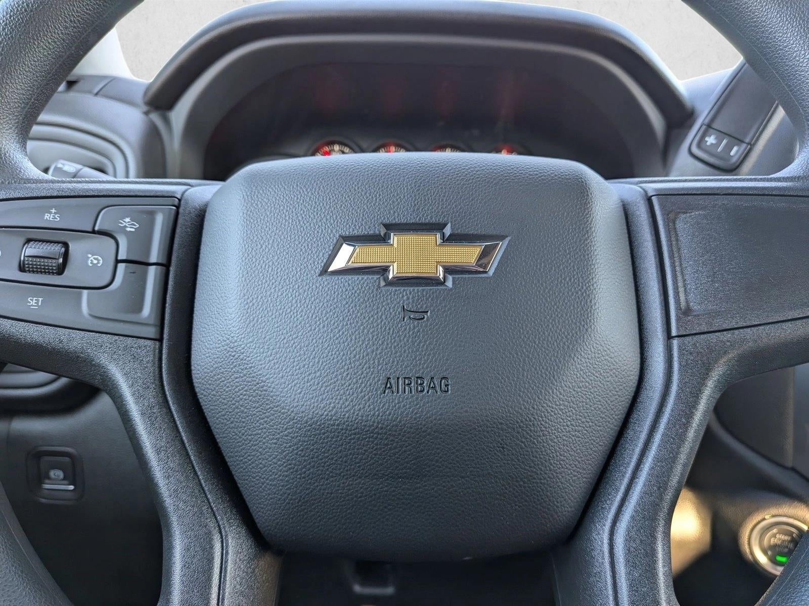 2025 Chevrolet Silverado 1500 Crew Cab Short Box 4-Wheel Drive Custom