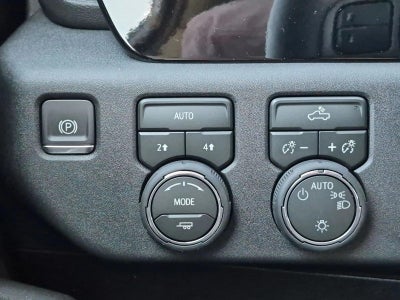 2026 Chevrolet Silverado 1500 Crew Cab Short Box 4-Wheel Drive LT 2FL