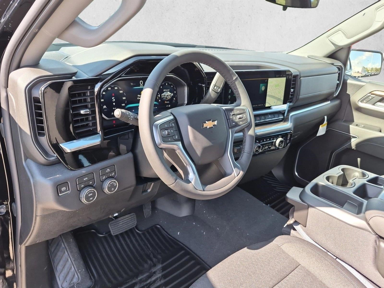 2026 Chevrolet Silverado 1500 Crew Cab Short Box 4-Wheel Drive LT 2FL