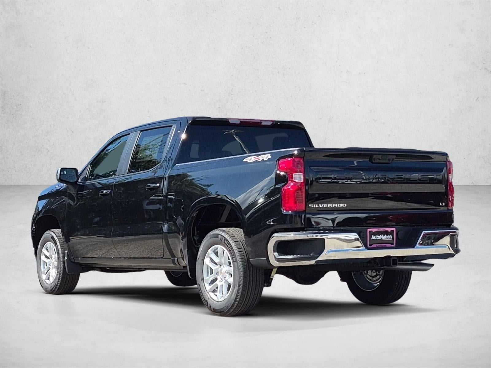 2026 Chevrolet Silverado 1500 Crew Cab Short Box 4-Wheel Drive LT 2FL