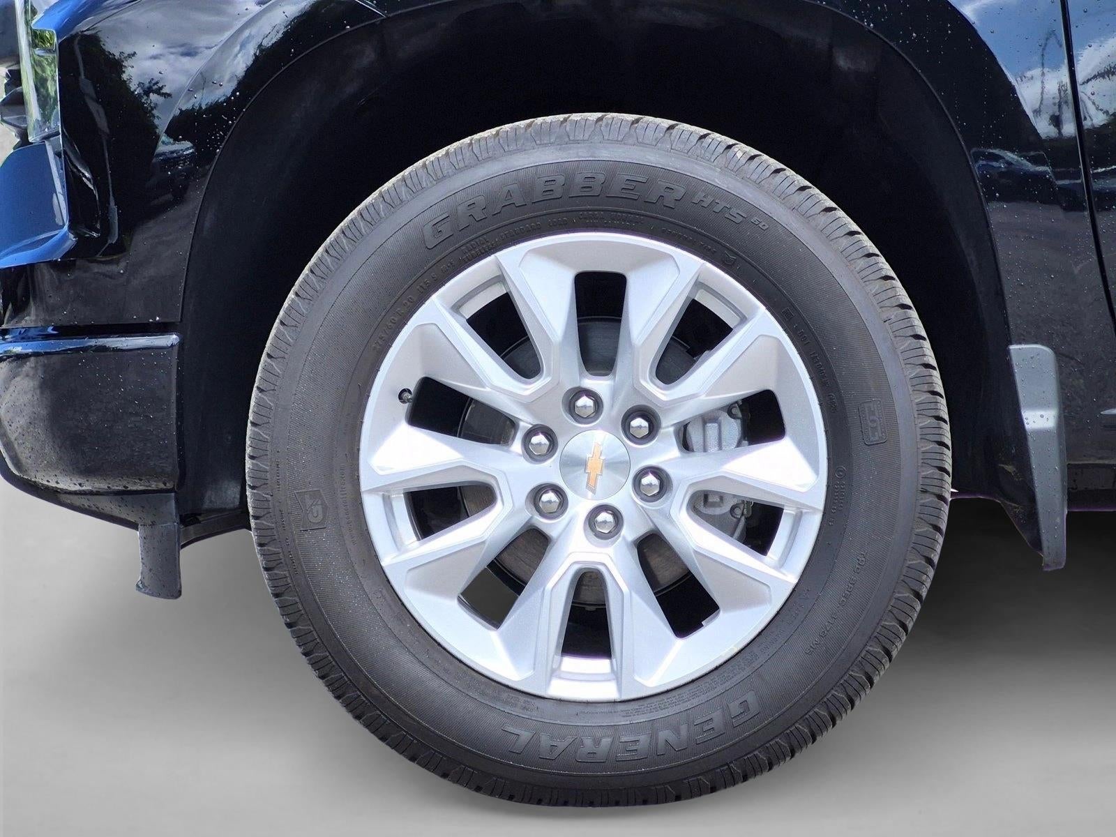 2026 Chevrolet Silverado 1500 Double Cab Standard Box 2-Wheel Drive Custom