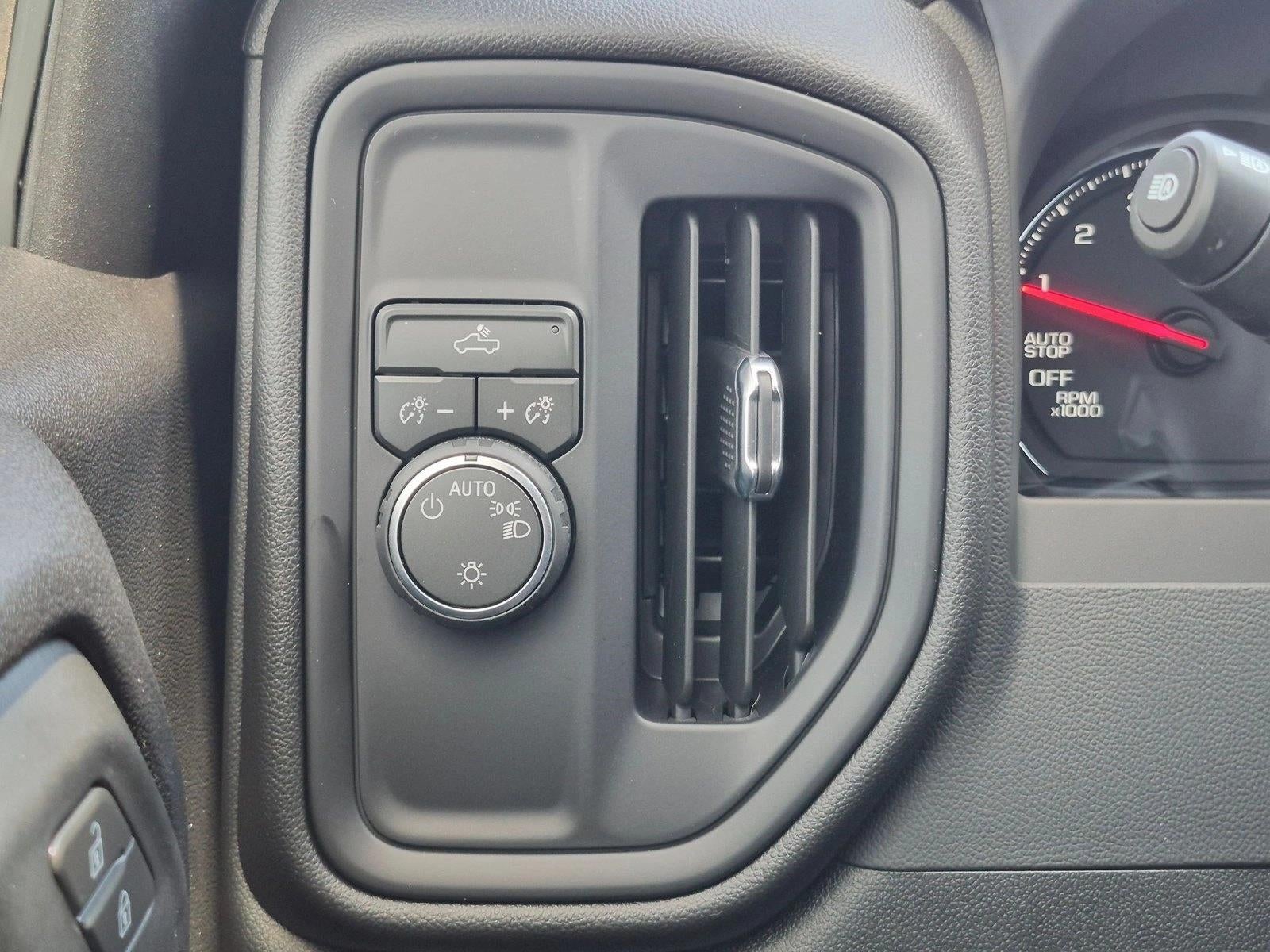 2026 Chevrolet Silverado 1500 Double Cab Standard Box 2-Wheel Drive Custom