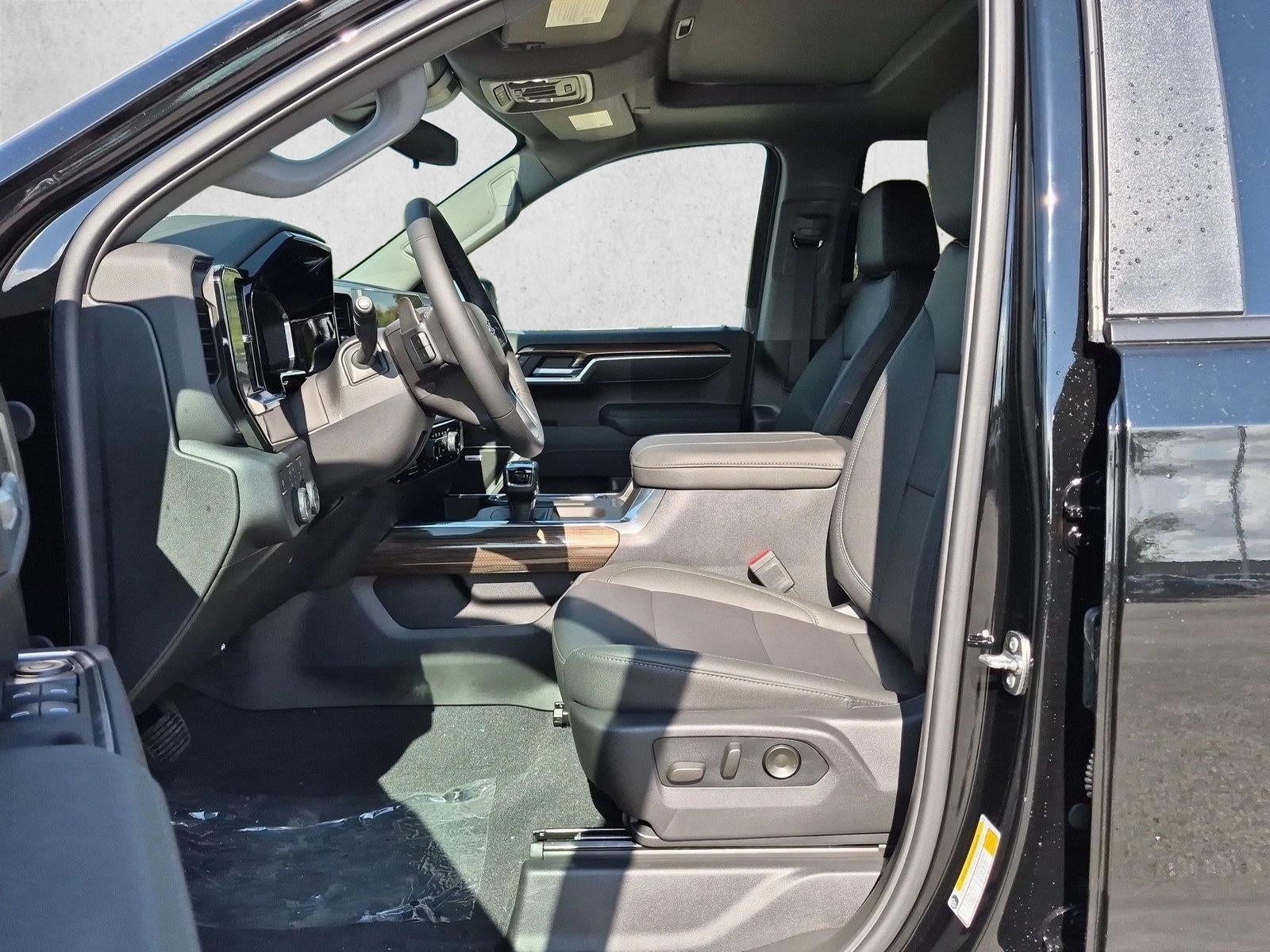 2026 Chevrolet Silverado 1500 Crew Cab Short Box 4-Wheel Drive RST