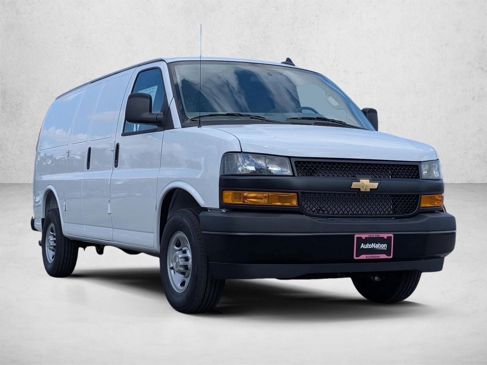 2025 Chevrolet Express Cargo 2500 Regular Wheelbase Rear-Wheel Drive