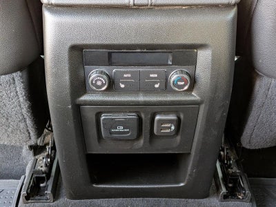 2023 Chevrolet Traverse FWD 2LZ