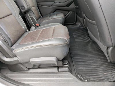 2023 Chevrolet Traverse FWD 2LZ