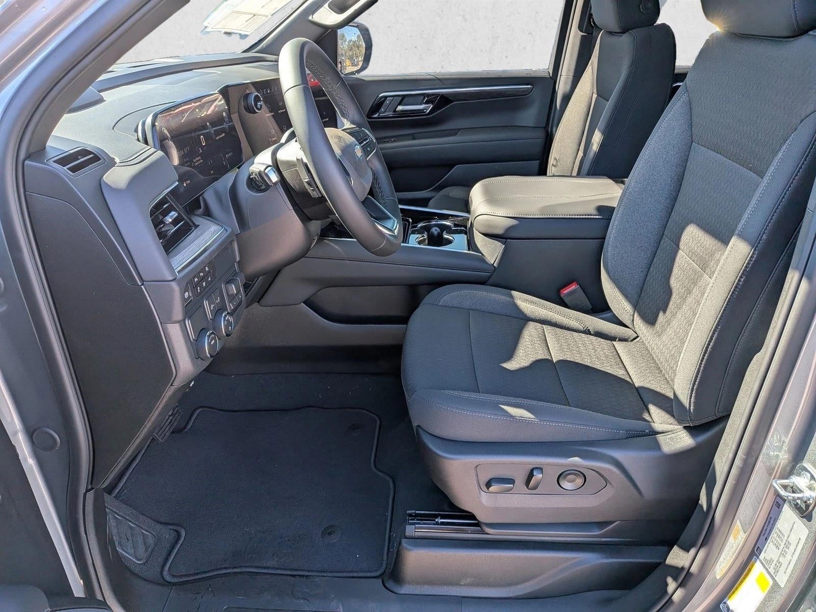 2026 Chevrolet Suburban 2WD LS