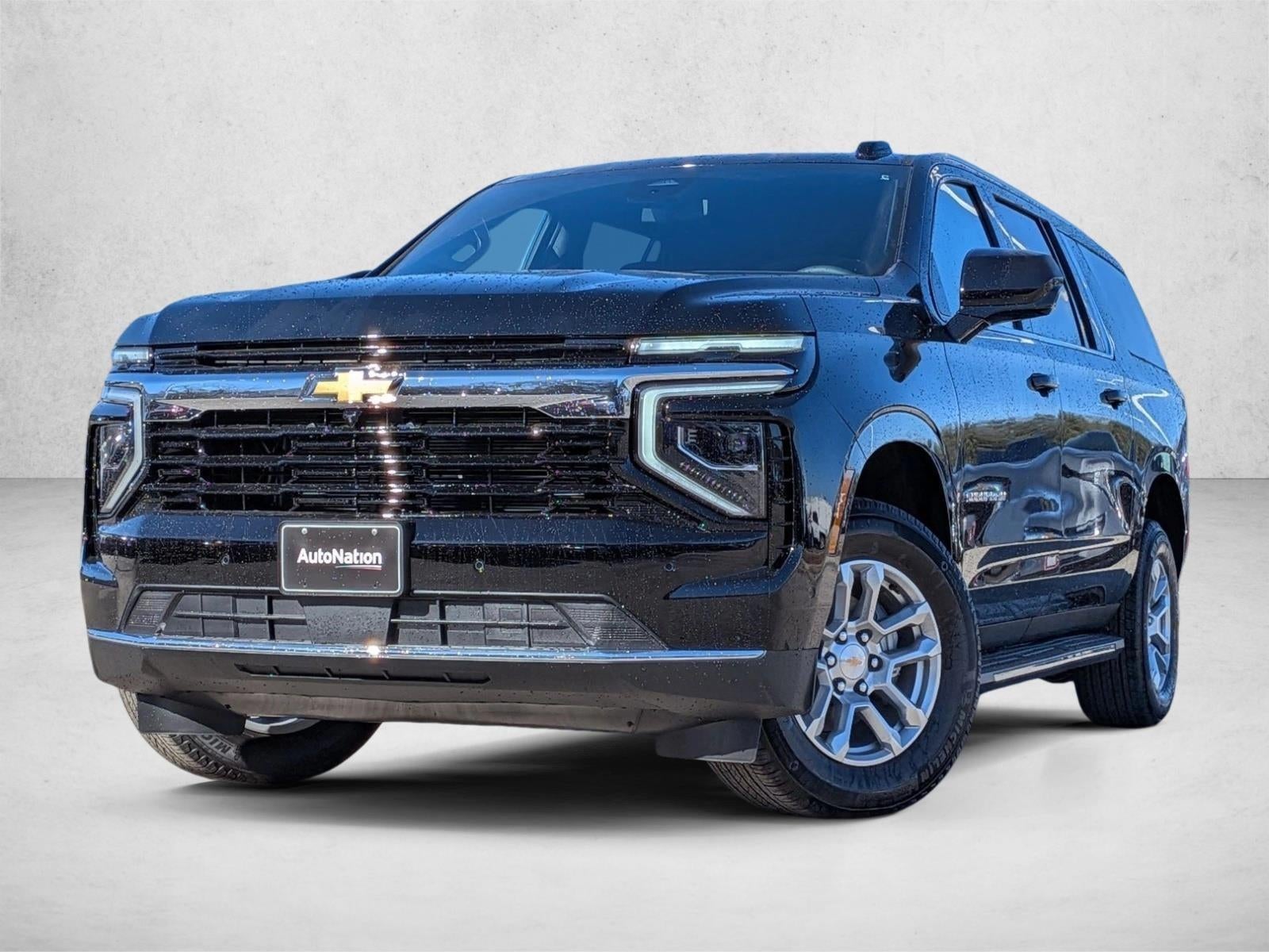 2026 Chevrolet Suburban 2WD LS