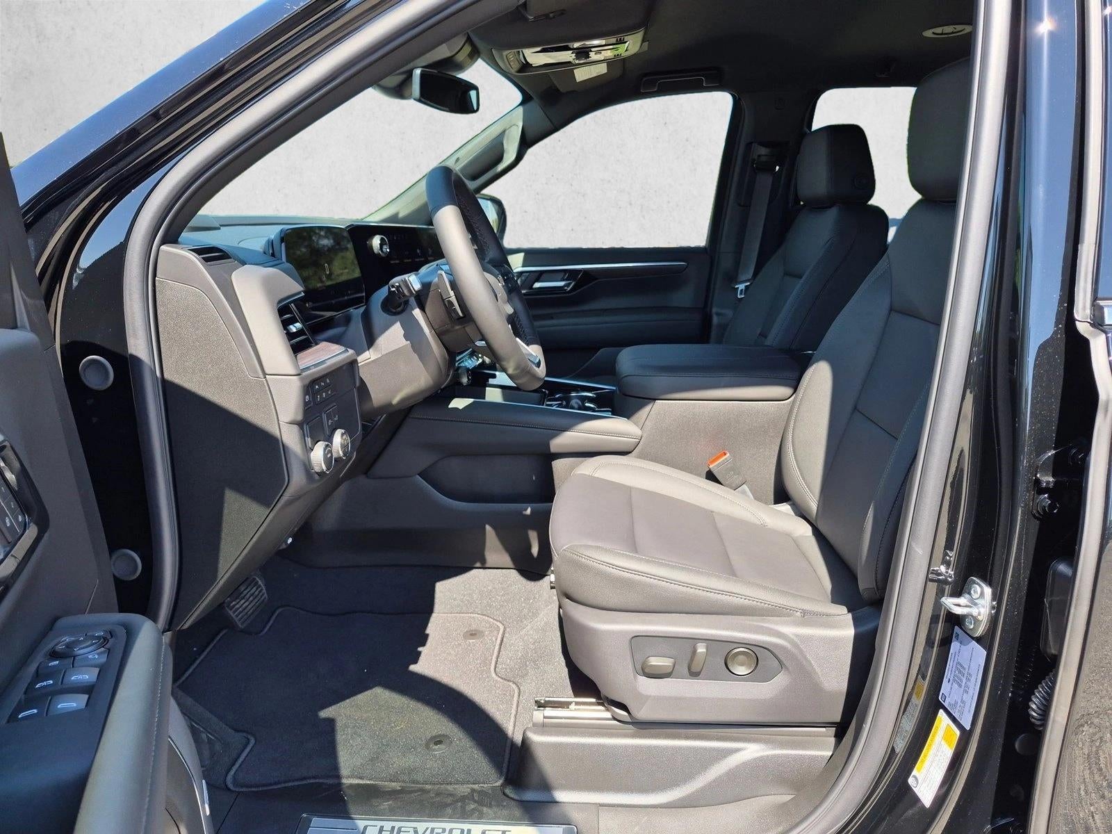 2026 Chevrolet Suburban 2WD LT