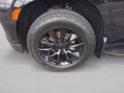 2022 Chevrolet Suburban 4WD RST