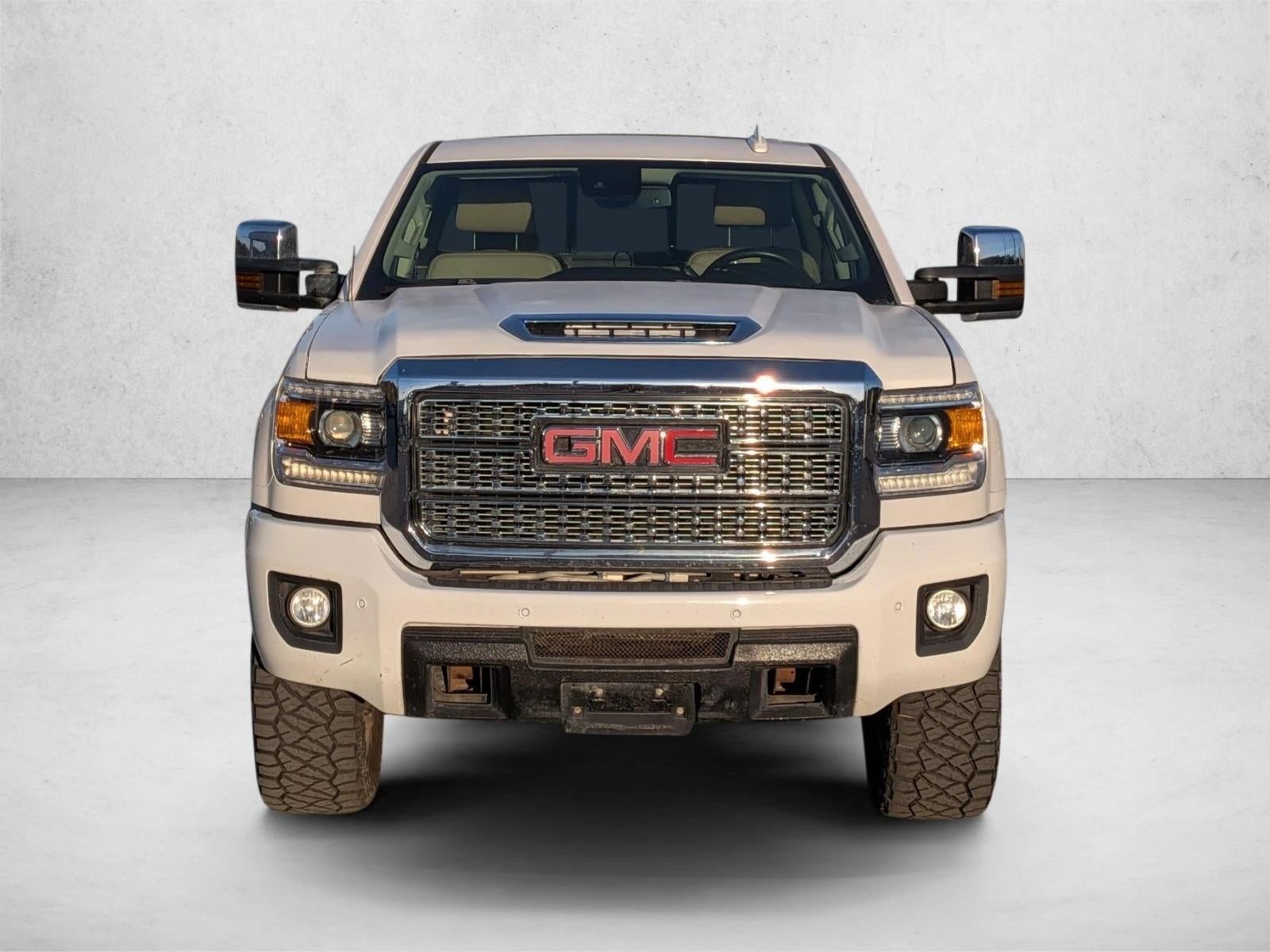 2019 GMC Sierra 2500 HD Crew Cab Standard Box 4-Wheel Drive Denali