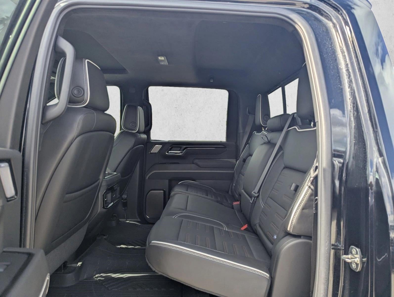 2024 GMC Sierra 2500 HD Crew Cab Standard Box 4-Wheel Drive AT4X