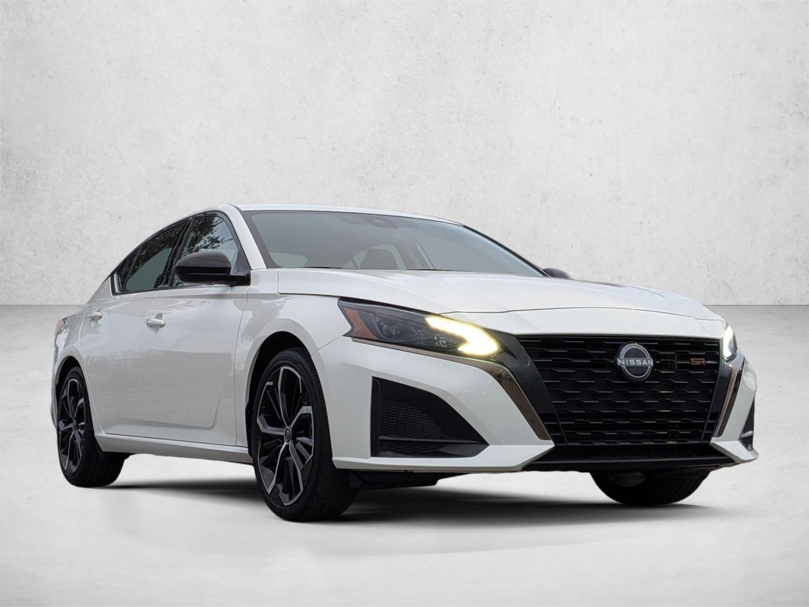 2024 Nissan Altima 2.5 SR Sedan