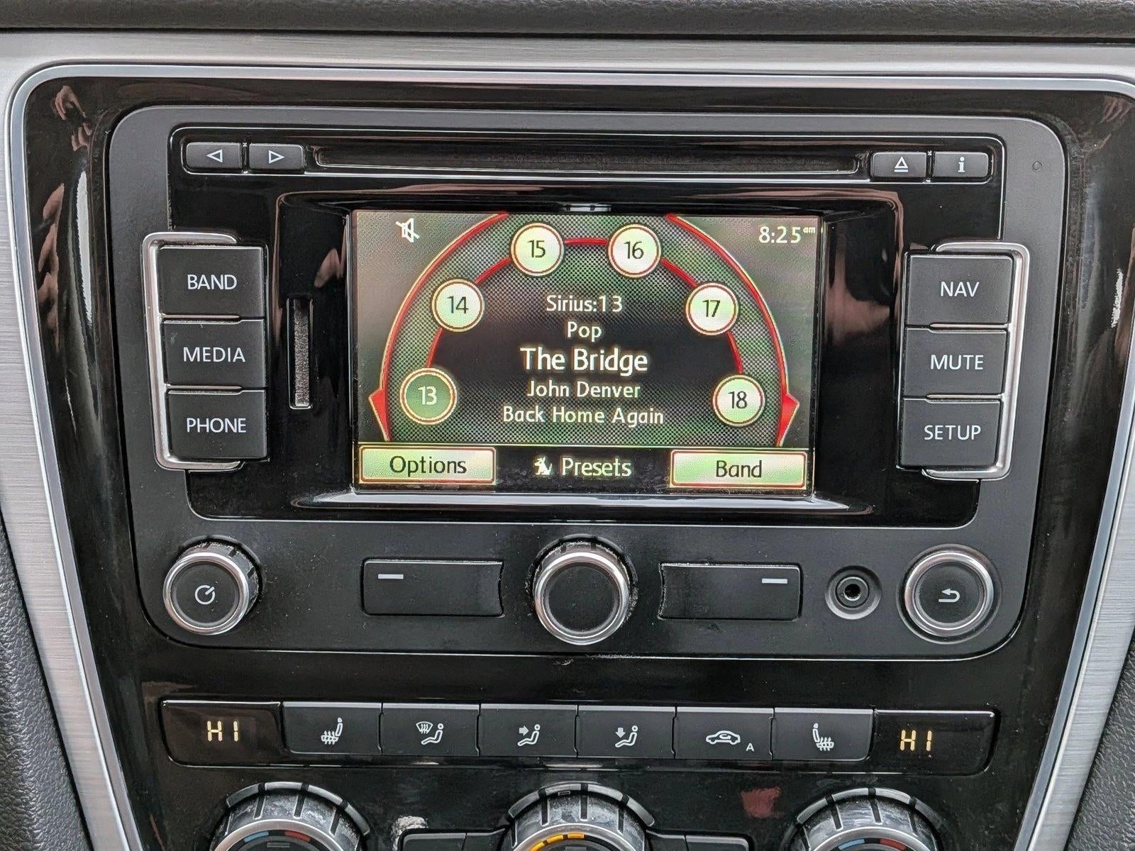 2012 Volkswagen Passat 4dr Sdn 2.0L Manual TDI SE