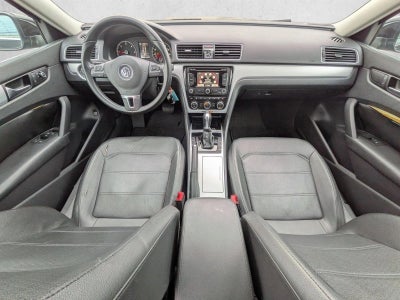 2012 Volkswagen Passat 4dr Sdn 2.0L Manual TDI SE