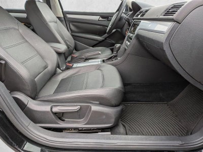 2012 Volkswagen Passat 4dr Sdn 2.0L Manual TDI SE