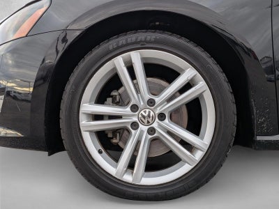 2012 Volkswagen Passat 4dr Sdn 2.0L Manual TDI SE