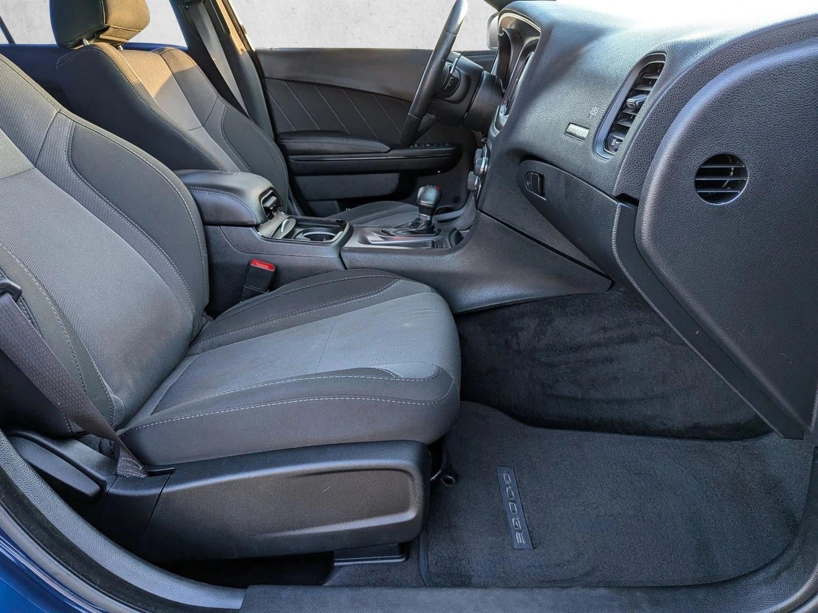 2016 Dodge Charger 4dr Sdn SXT RWD