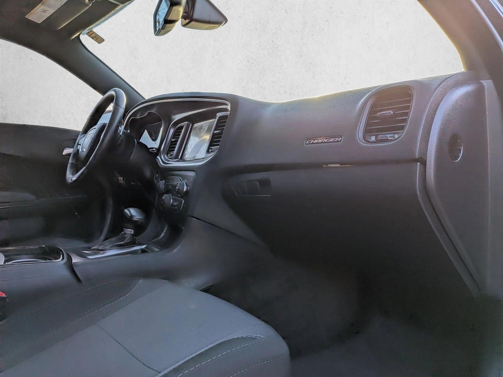 2016 Dodge Charger 4dr Sdn SXT RWD