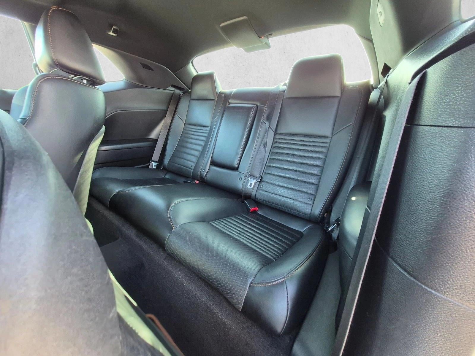 2015 Dodge Challenger 2dr Cpe R/T Plus Shaker