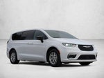 2025 Chrysler Pacifica Select FWD