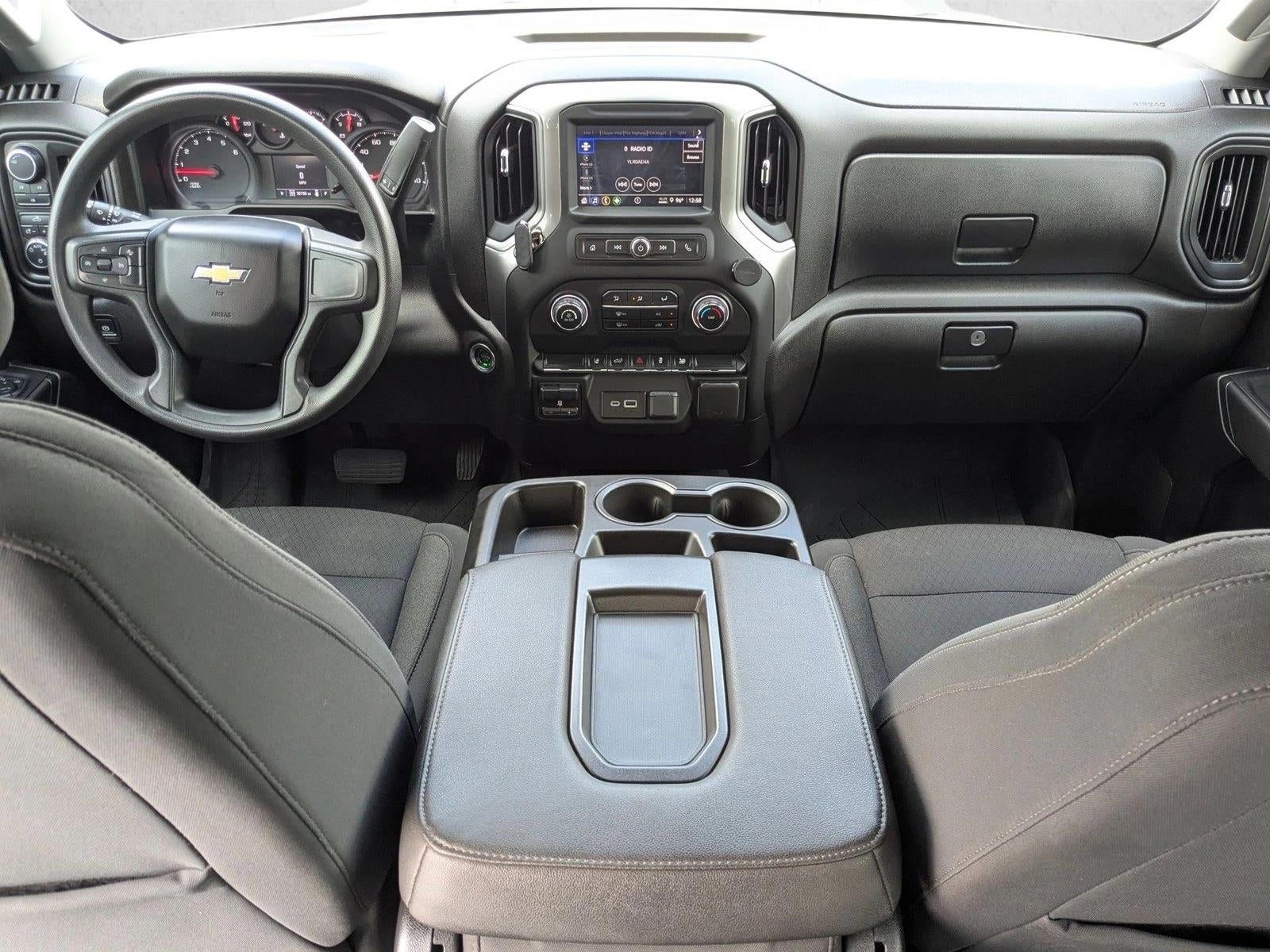 2024 Chevrolet Silverado 2500 HD Crew Cab Standard Box 4-Wheel Drive Custom